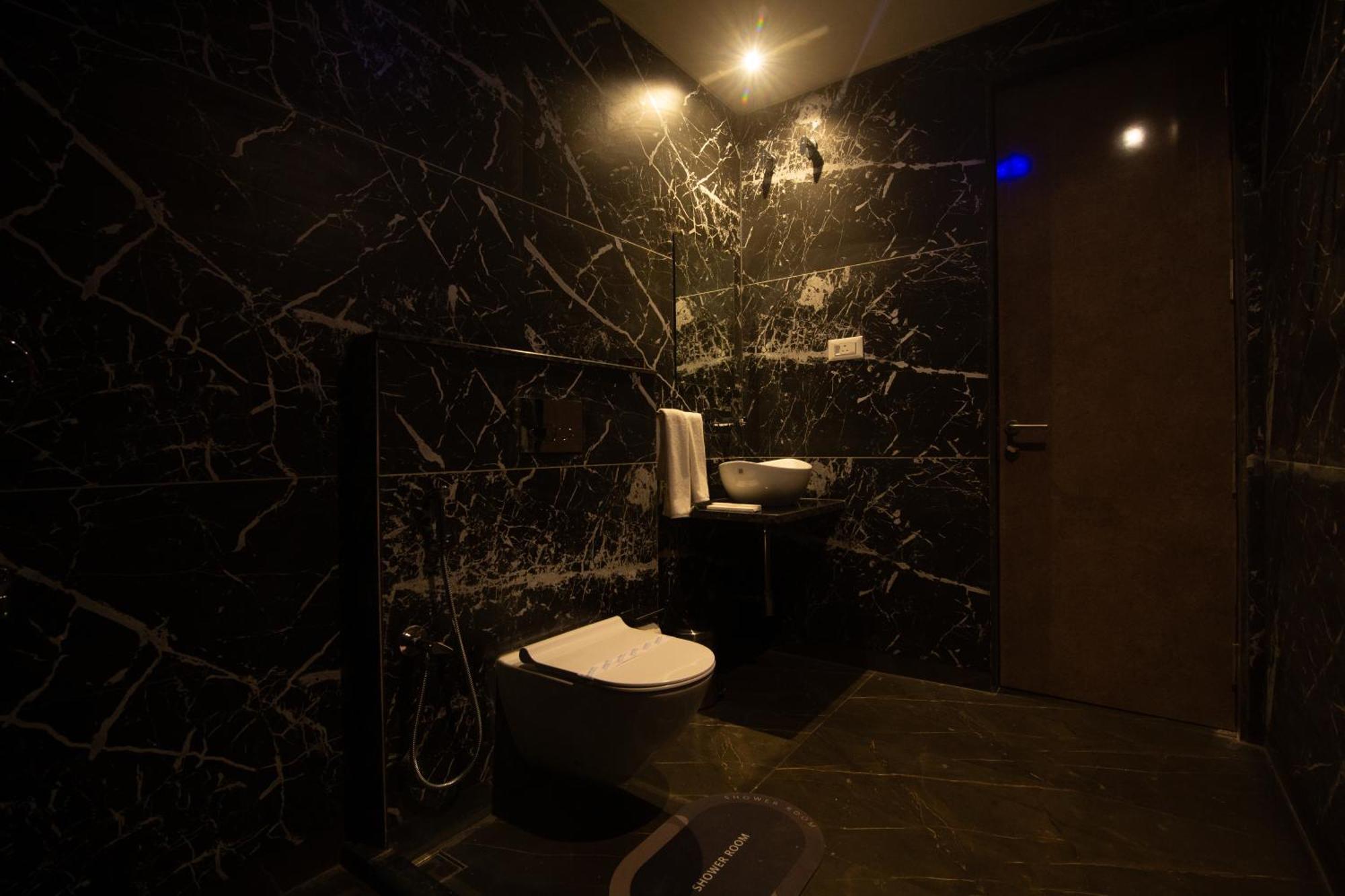 Hotel Palace View Murshidabad المظهر الخارجي الصورة